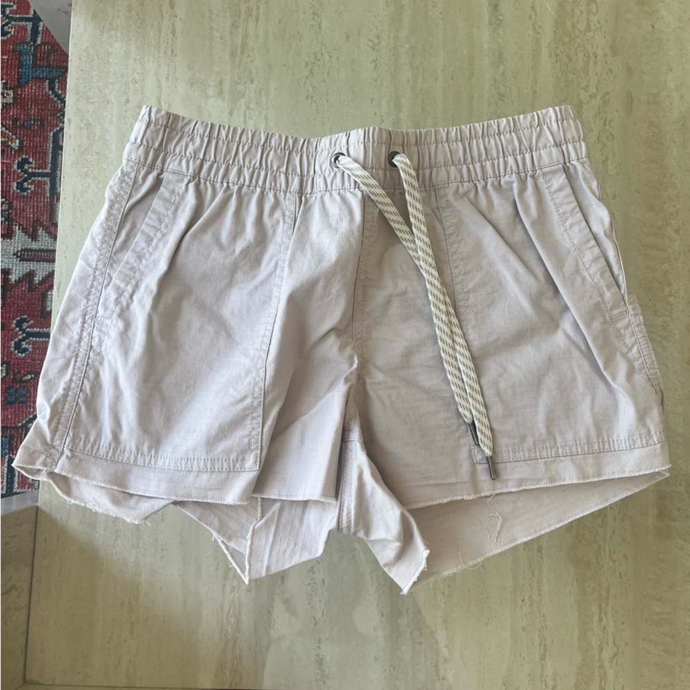 Vuori Vintage Ripstop Short